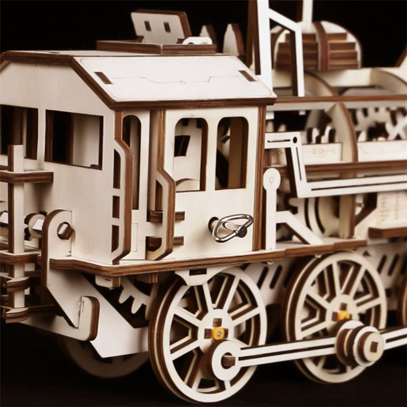 3D Wooden Mechanical Train Model - zipzapproducts