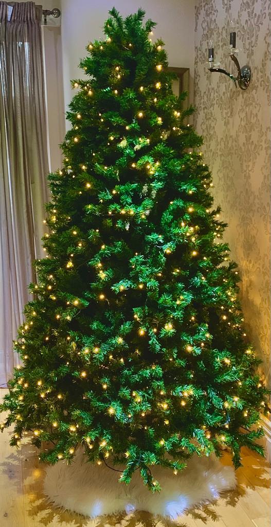 8ft Pre-lit 700 LED Luxury Christmas Tree - zipzapproducts