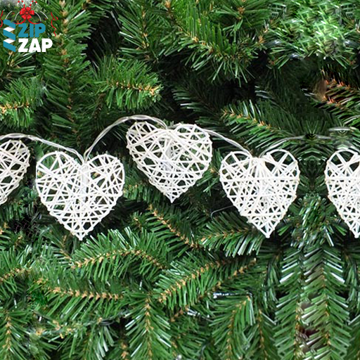 Small Rattan Heart Lights - zipzapproducts